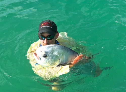 histoire de pêche, gros permit cubain, permit trophée à la mouche, pêche du permit, permit à la mouche, permit Cuba Cayo Cruz, Jean-Baptiste Vidal Moniteur-Guide de pêche, Enjoy Fishing