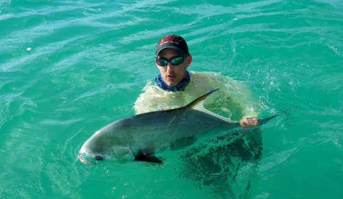 histoire de pêche, gros permit cubain, permit trophée à la mouche, pêche du permit, permit à la mouche, permit Cuba Cayo Cruz, Jean-Baptiste Vidal Moniteur-Guide de pêche, Enjoy Fishing