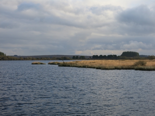 Lac Saint Michel, Réservoir St Michel, Lac de Brennilis, pêche de la truite à la mouche sur le Réservoir St Michel, Jean-Baptiste Vidal guide de pêche à la mouche en Bretagne