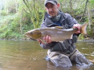 pêche du saumon,saumon atlantique,saumon à la mouche,pêche en bretagne,pêche des castillons,rivière ellé,elorn,aven,jean-baptiste vidal,enjoy fishing