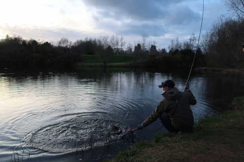 pêche en reservoir,réservoir mouche,pêche à la mouche en bretagne,guide de pêche en bretagne,réservoir parc er bihan,jean-baptiste vidal moniteur-guide de pêche,enjoy fishing