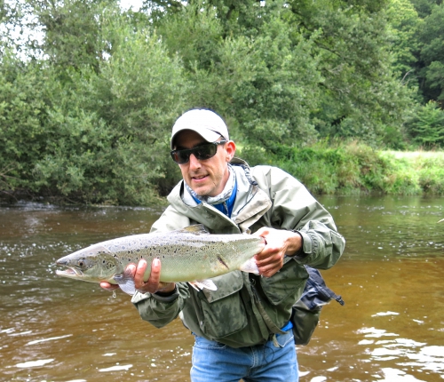 Peche des migrateurs, aloses à la mouche, saumons en Bretagne, Enjoy Fishing, Jean-Baptiste Vidal guide de pêche à la mouche