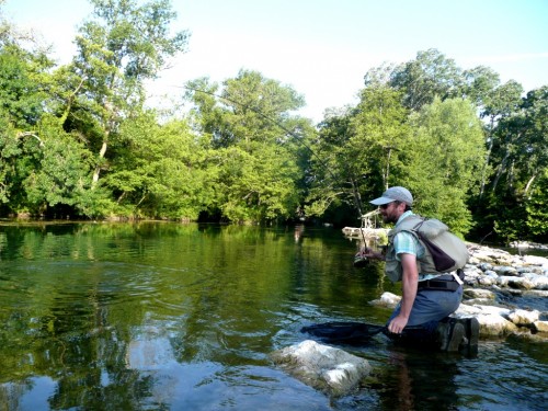 ombre, truites, ïle sur la Sorgues, nymphe à vue, peche a la mouche,  enjoyfishing