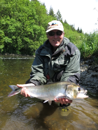 peche du saumon en Bretagne, saumon atlantique en France, meilleures rivières à saumon de Bretagne, guide de pêche au saumon, Jean-Baptiste Vidal guide de pêche à la mouche en Bretagne, Enjoy Fishing, Guide de pêche bretagne